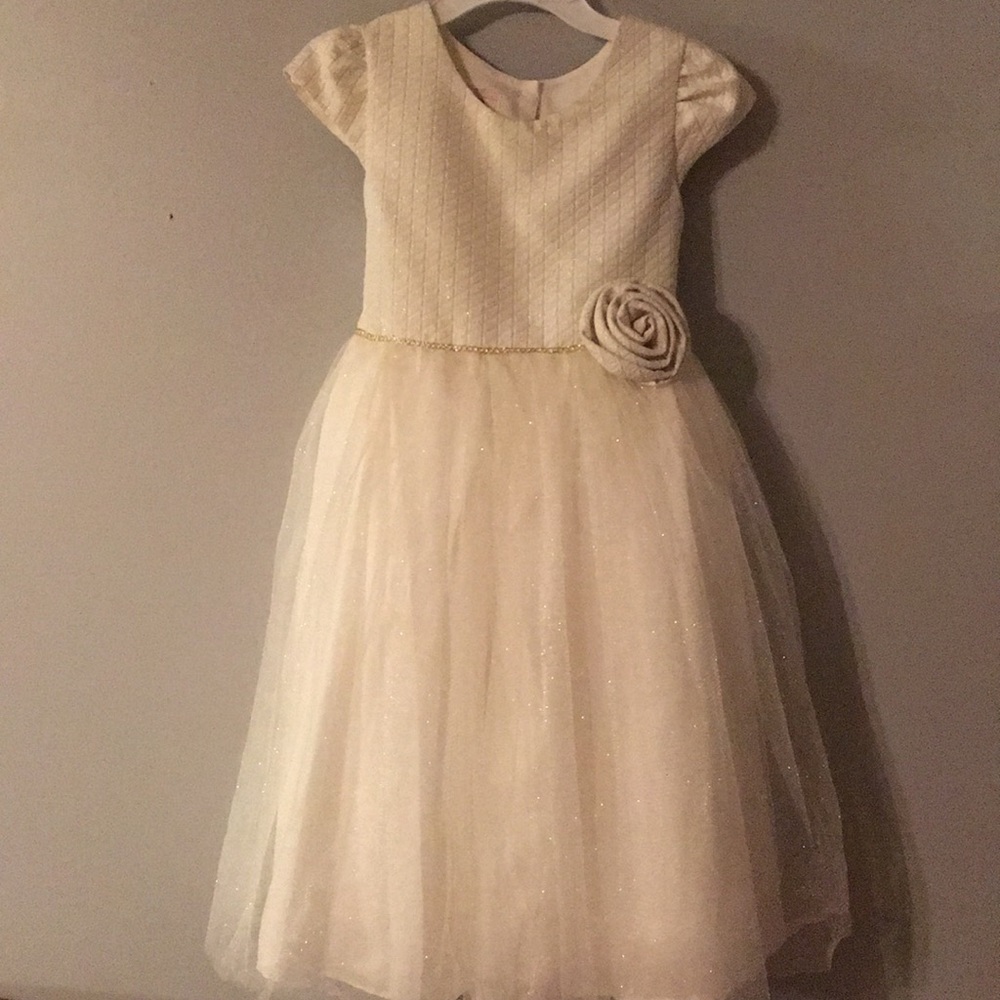 Beige tulle dress ✔️✔️SOLD✔️✔️